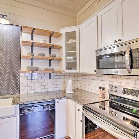 Historic Mountain Home Haven With Large Yard! Экстерьер фото